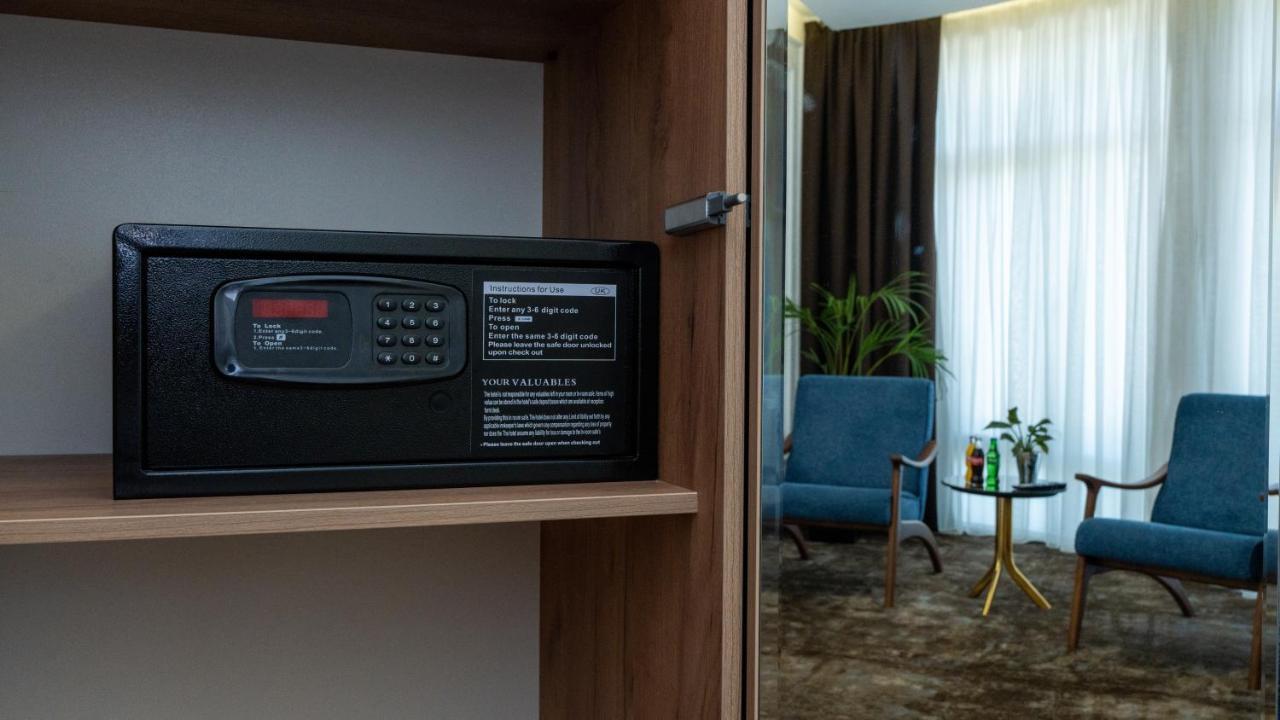 Garnet Mir Hotel Tasjkent Eksteriør billede