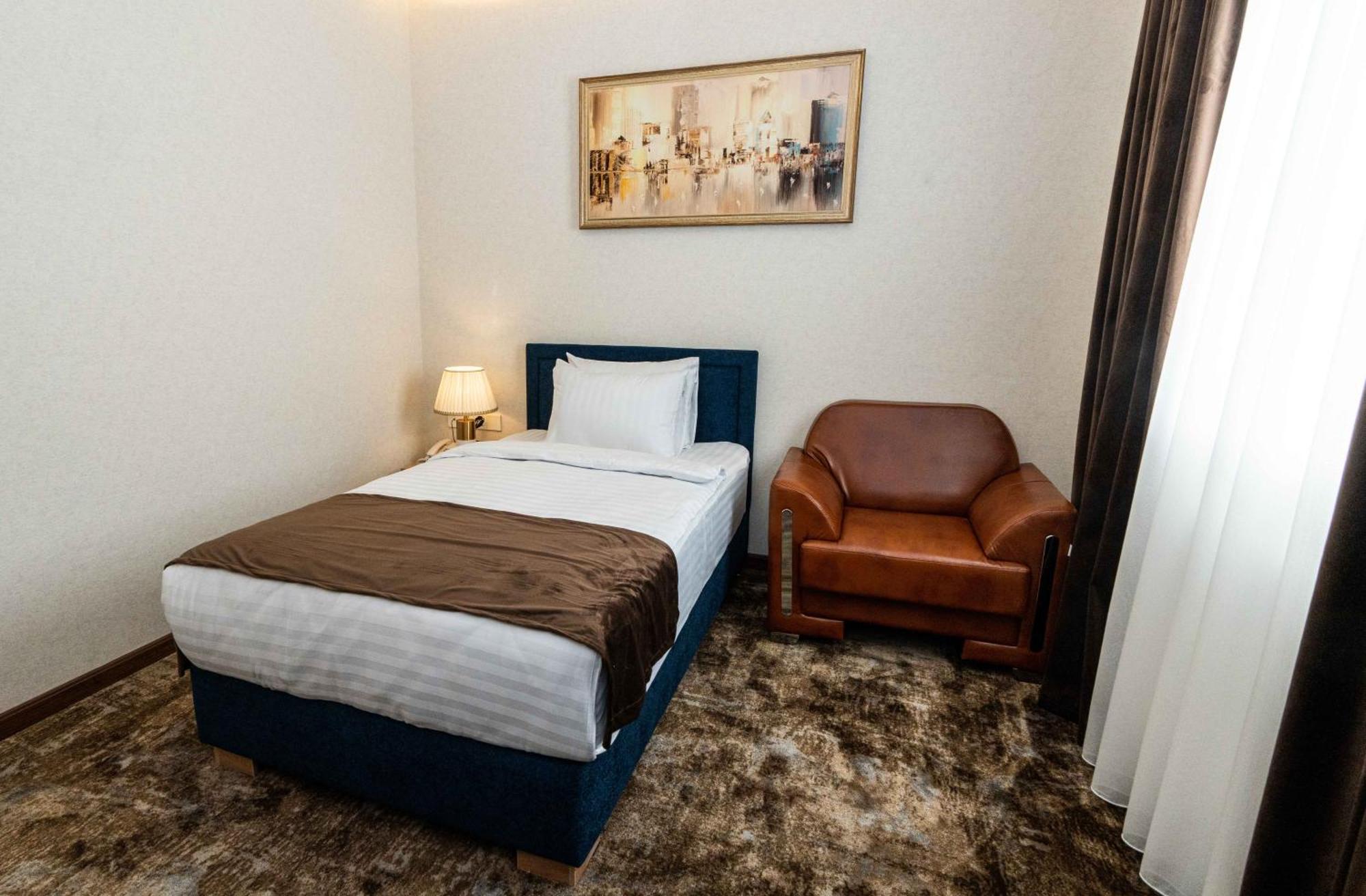 Garnet Mir Hotel Tasjkent Eksteriør billede