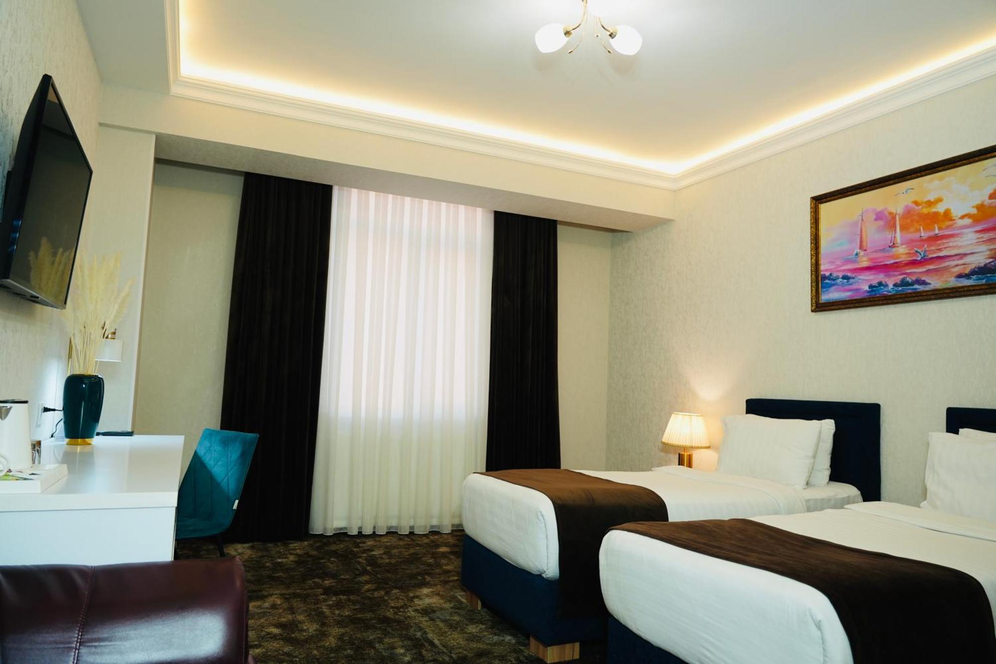 Garnet Mir Hotel Tasjkent Eksteriør billede