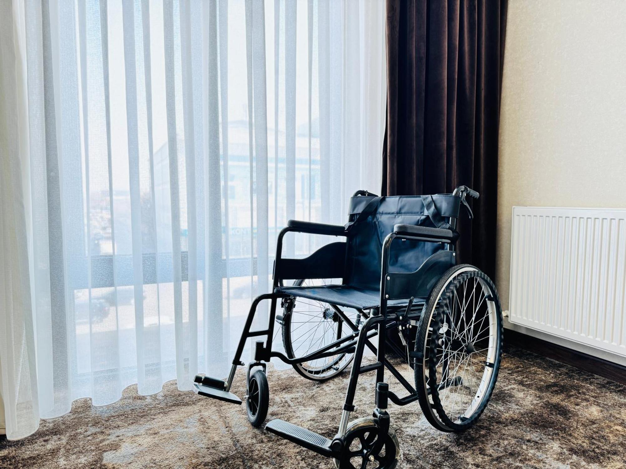 Garnet Mir Hotel Tasjkent Værelse billede