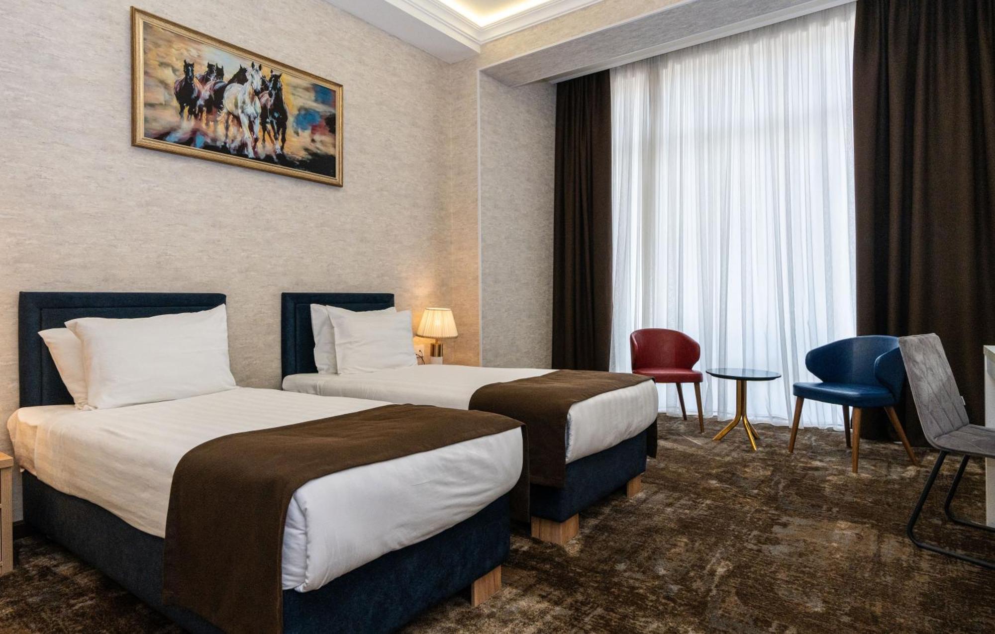 Garnet Mir Hotel Tasjkent Eksteriør billede