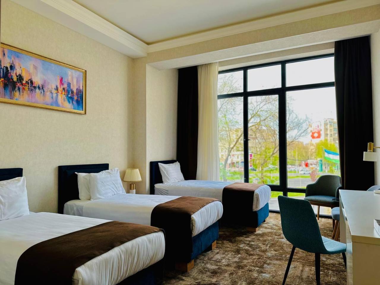 Garnet Mir Hotel Tasjkent Eksteriør billede